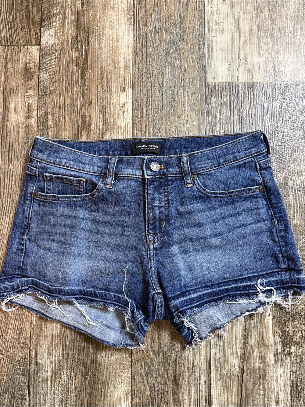 🌟Banana Republic 🌟Distressed Dark Blue 🌟Denim Cutoff Shorts, 2